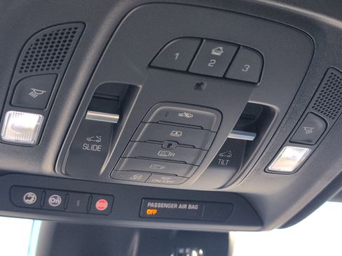 Used 2018 Cadillac CT6 Luxury image 17