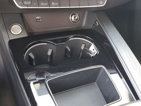 Used 2020 Audi A4 2.0T Premium w/ Convenience Package image 24