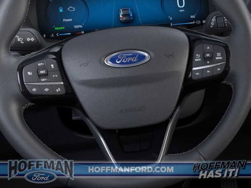 New 2025 Ford Escape SE FWD image 12