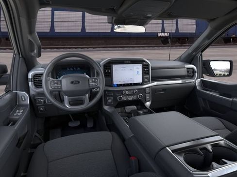 New 2026 Ford F150 XLT w/ XLT Black Appearance Package AWD/4WD image 9