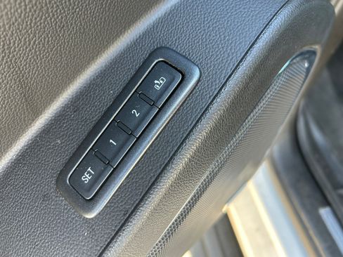 Used 2016 Chevrolet Tahoe LTZ RWD image 14