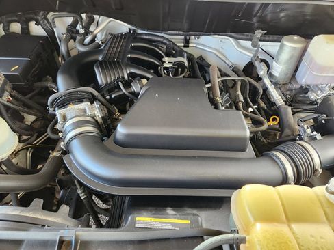 Used 2020 Nissan NV 2500 SV RWD image 20