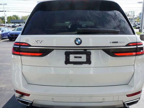 New 2026 BMW X7 xDrive40i AWD/4WD image 4