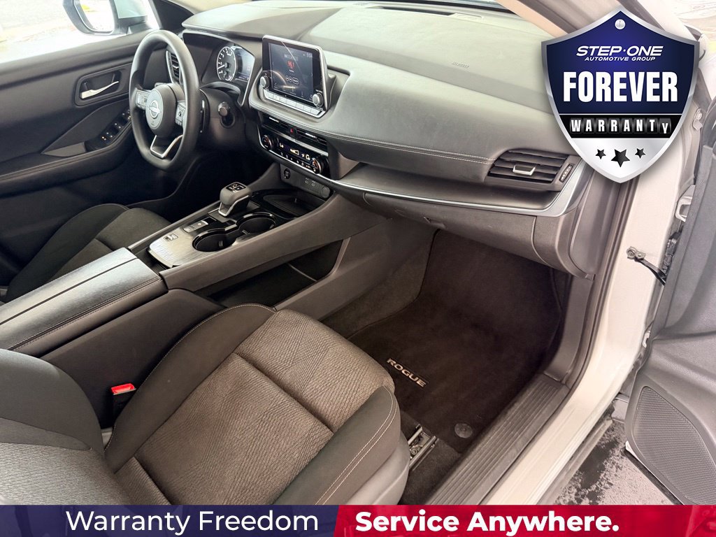 Used 2024 Nissan Rogue SV FWD image 37