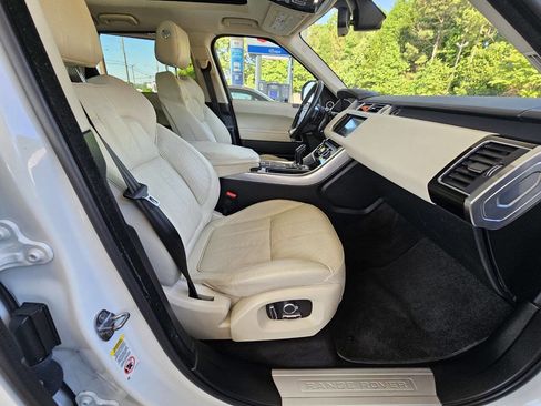 Used 2016 Land Rover Range Rover Sport Supercharged AWD/4WD image 7