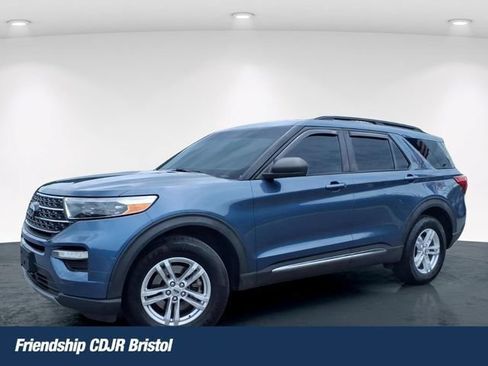 Used 2020 Ford Explorer XLT w/ Equipment Group 202A AWD/4WD image 1
