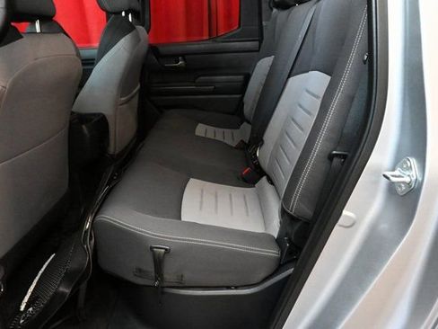 Certified 2025 Toyota Tacoma TRD Sport image 4