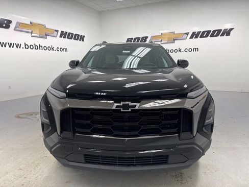 New 2026 Chevrolet Equinox ACTIV w/ Convenience Package III image 2