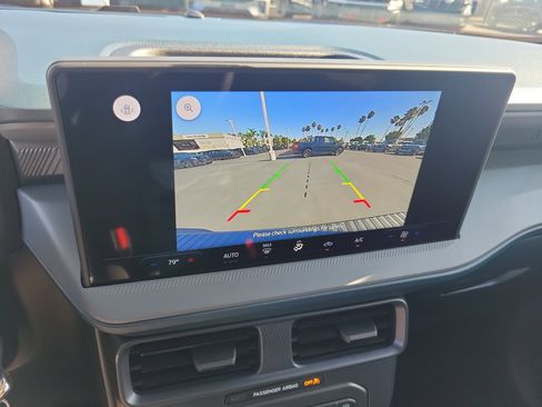 Used 2025 Ford Maverick XL image 9