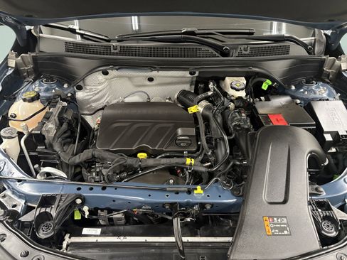 Used 2025 Buick Envista Sport Touring FWD image 8