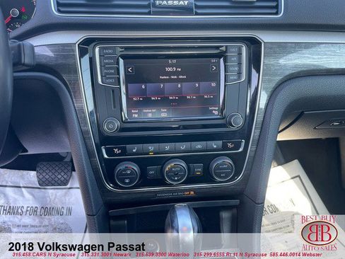 Used 2018 Volkswagen Passat 2.0T SE w/ SE Lighting Package image 15