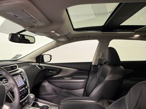 Used 2016 Nissan Murano Platinum w/ Platinum Technology Package image 34