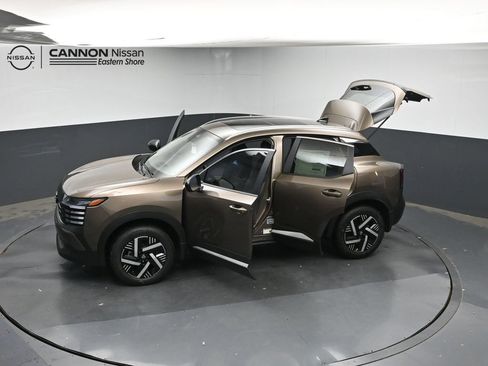 New 2026 Nissan Kicks SV w/ SV Premium Package FWD image 45