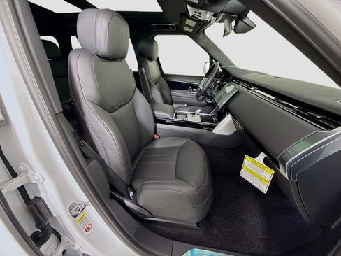 New 2026 Land Rover Range Rover Long Wheelbase SE AWD/4WD image 20