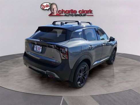 New 2026 Nissan Kicks SR image 6