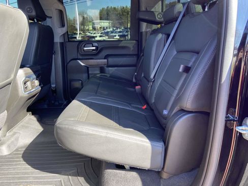 Used 2022 GMC Sierra 2500 Denali w/ Technology Package image 4