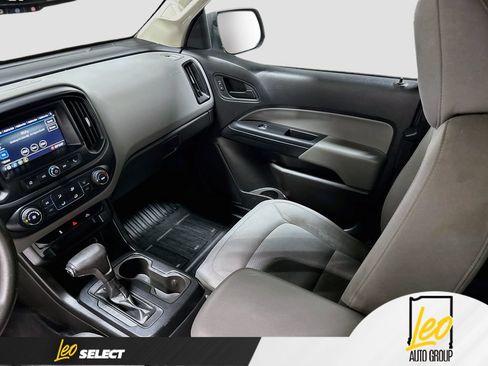 Used 2019 Chevrolet Colorado W/T RWD image 24