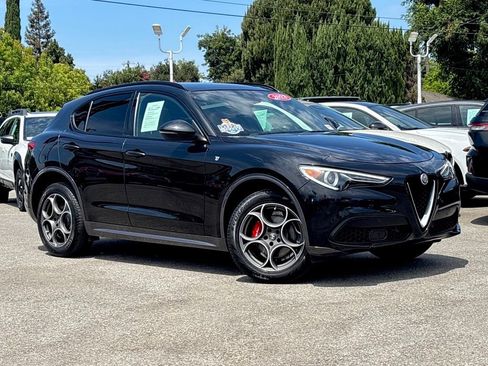 Used 2023 Alfa Romeo Stelvio Ti AWD/4WD image 1