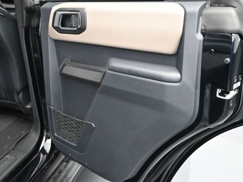 Used 2024 Ford Bronco Wildtrak image 32