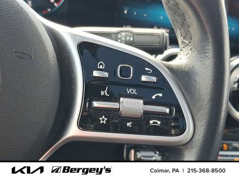 Used 2020 Mercedes-Benz GLB 250 4MATIC image 24