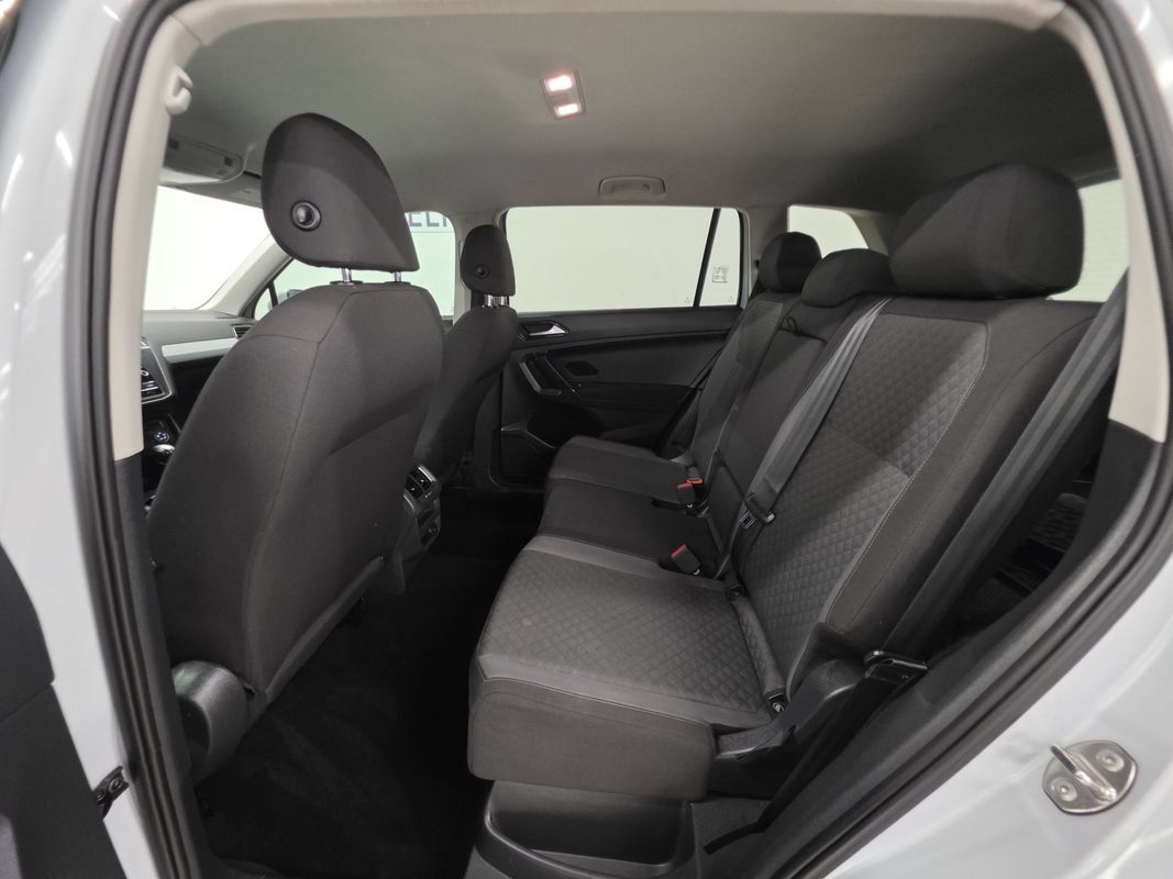 Used 2018 Volkswagen Tiguan S AWD/4WD image 22