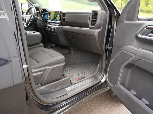 Used 2025 Chevrolet Silverado 3500 LT w/ All Star Edition AWD/4WD image 29