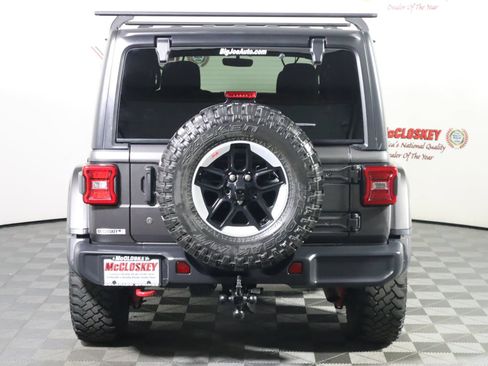 Used 2018 Jeep Wrangler Unlimited Rubicon w/ LED Lighting Group AWD/4WD image 6