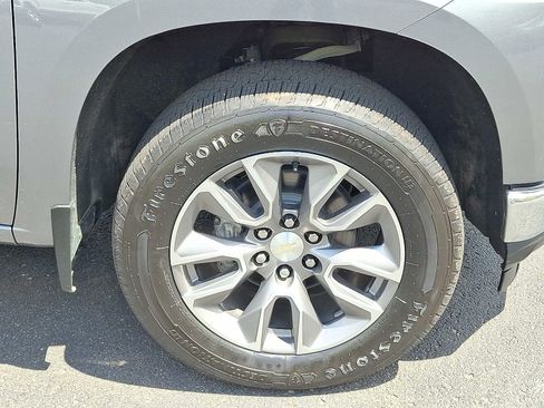 Used 2022 Chevrolet Silverado 1500 LT w/ Bed Protection Package AWD/4WD image 8