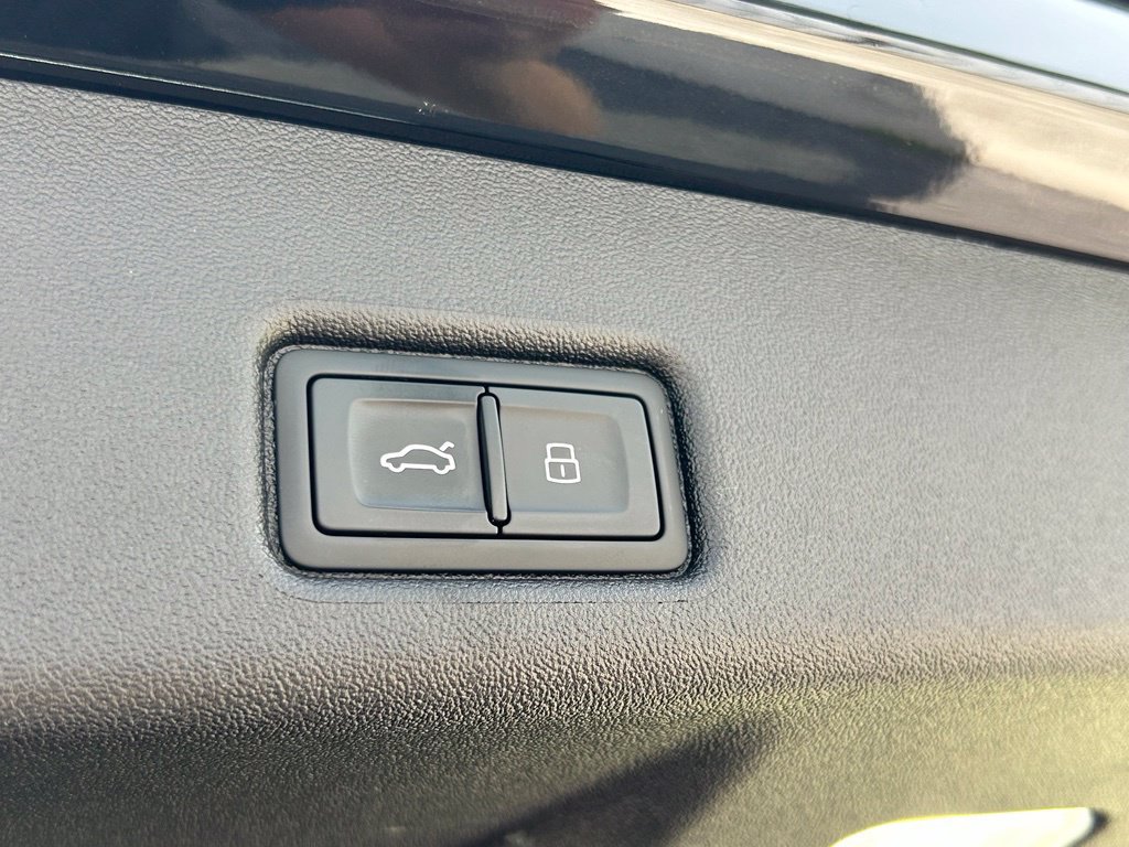 Certified 2025 Audi Q5 Premium Plus AWD/4WD image 50