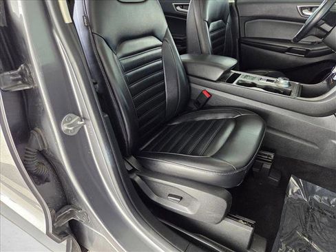 Used 2022 Ford Edge SEL image 19