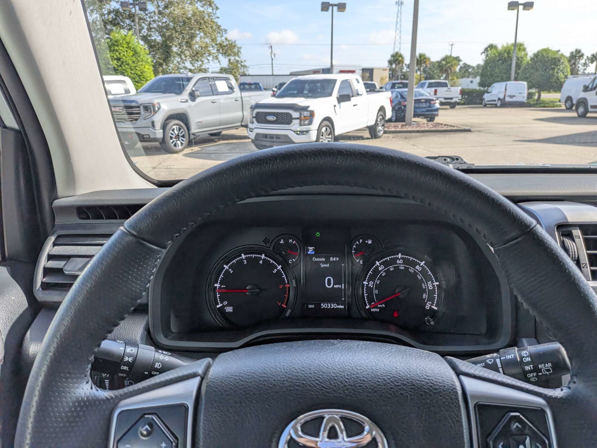 Used 2024 Toyota 4Runner SR5 AWD/4WD image 31