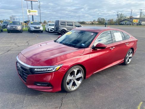 Used 2018 Honda Accord Touring image 5