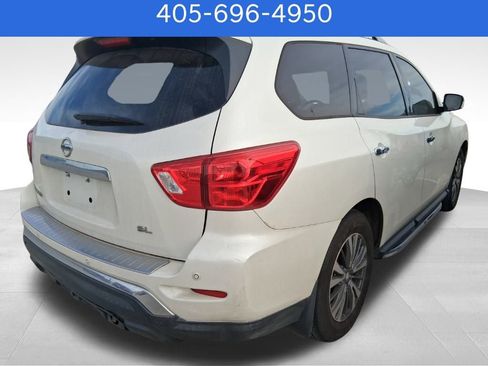 Used 2019 Nissan Pathfinder SL w/ Cargo Package image 4