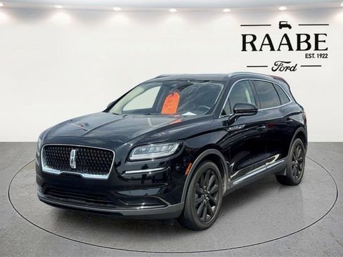Used 2023 Lincoln Nautilus Reserve w/ Monochromatic Package AWD/4WD image 7