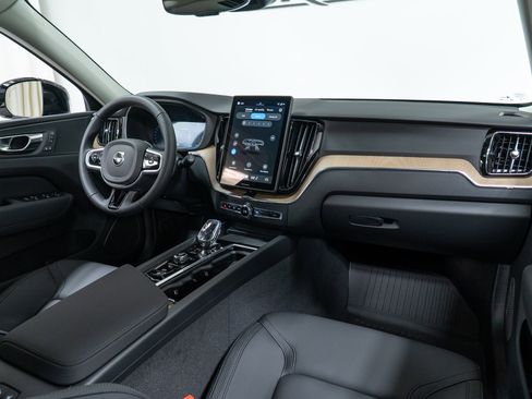 New 2026 Volvo XC60 B5 Plus w/ Protection Package Premier image 14