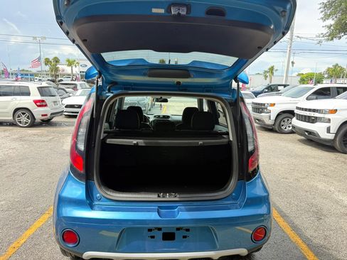 Used 2017 Kia Soul + w/ Designer's Package FWD image 18