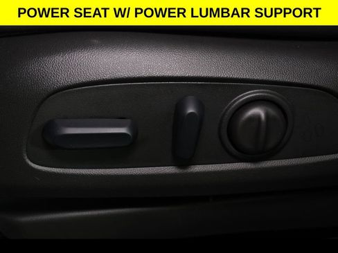 Used 2025 Chevrolet TrailBlazer RS w/ Convenience Package FWD image 6