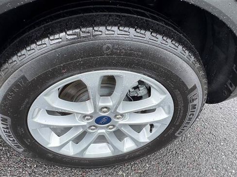 Used 2021 Ford Escape SE w/ Cold Weather Package FWD image 26