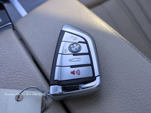 Used 2018 BMW 530e xDrive image 31