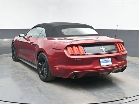 Used 2017 Ford Mustang Convertible RWD image 7