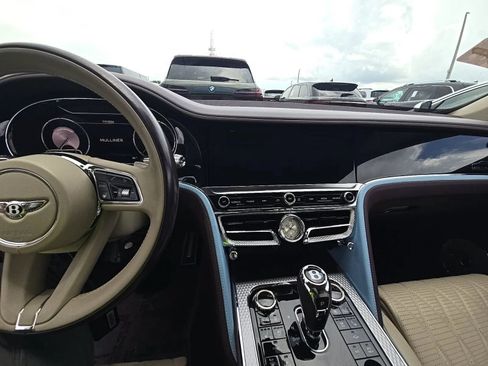 Used 2022 Bentley Flying Spur V8 AWD/4WD image 5