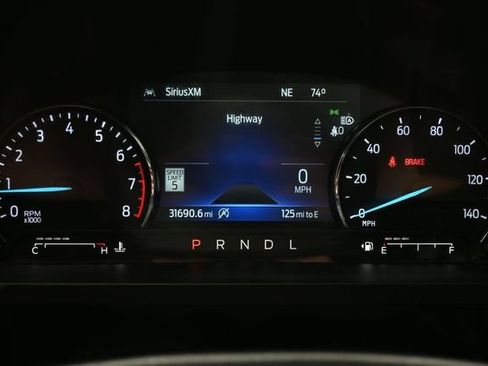 Used 2024 Ford Explorer Limited w/ Limited Technology Package AWD/4WD image 9