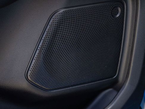 Used 2020 Ford Escape SE image 35