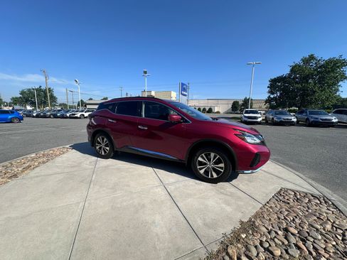 Used 2020 Nissan Murano SV AWD/4WD image 4