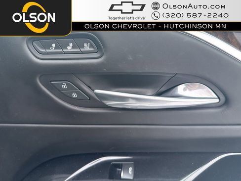 Used 2022 Cadillac Escalade ESV Premium Luxury Platinum image 50