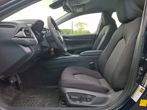 Certified 2019 Toyota Camry LE FWD image 17