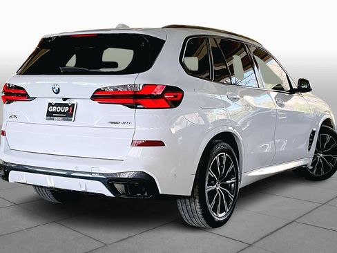 Used 2024 BMW X5 sDrive40i w/ M Sport Package image 12