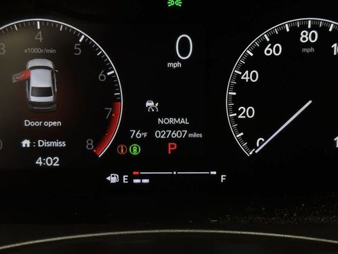 Used 2023 Honda Civic Sport image 17