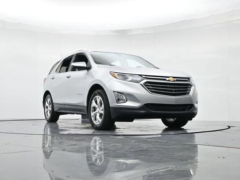 Used 2020 Chevrolet Equinox Premier image 33