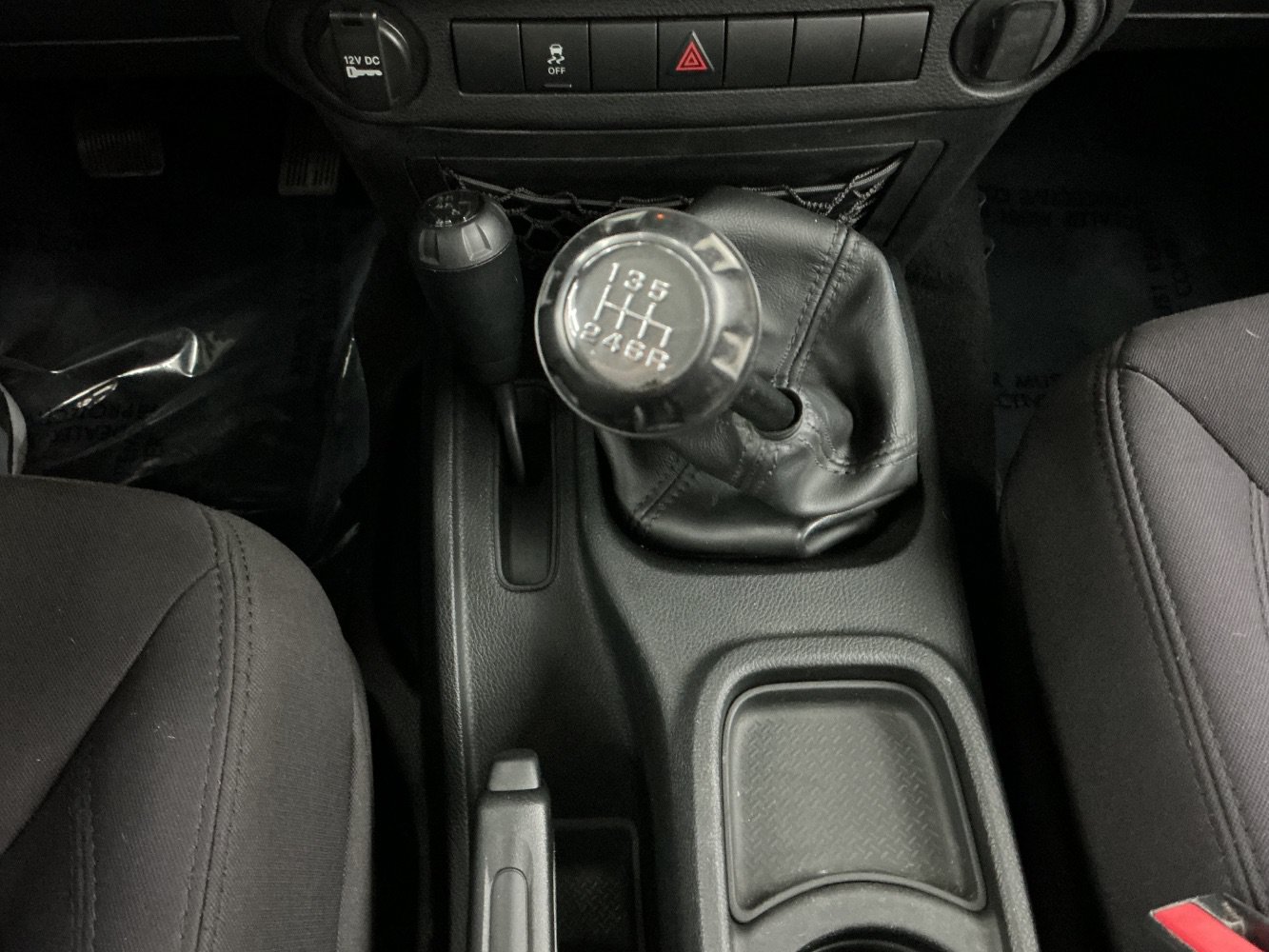 Used 2013 Jeep Wrangler Unlimited Sport AWD/4WD image 36